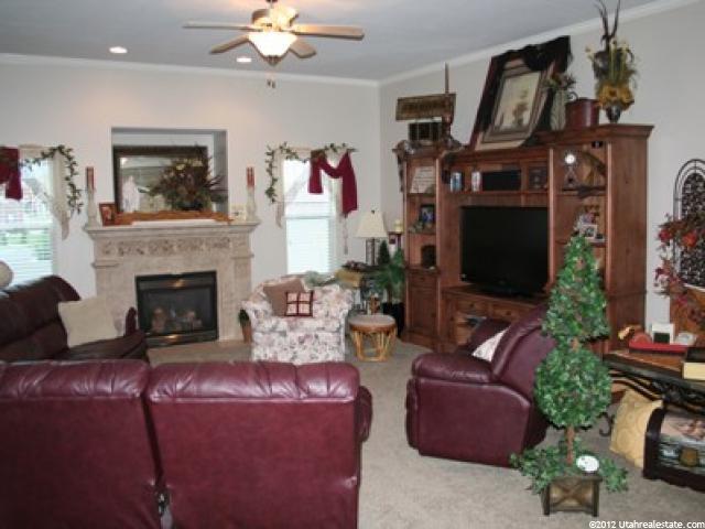 434 N 3200 W, Layton, UT 84041 — photo 3