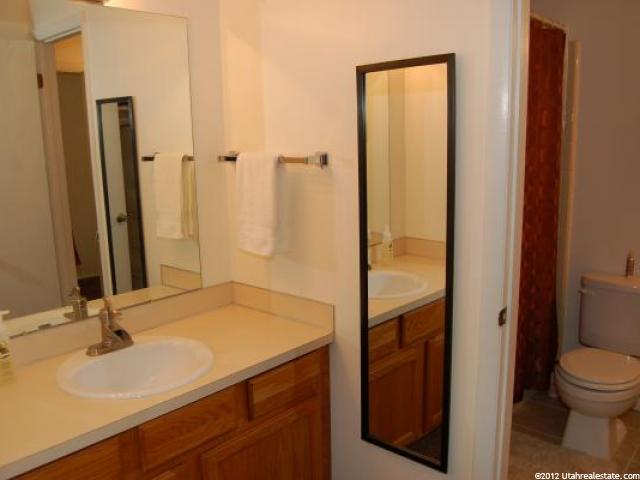 188 E 2050 S #B4, Bountiful, UT 84010 — photo 10