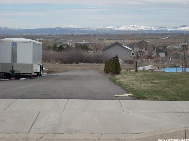 318 E 500 N, Hyde Park, UT 84318 — photo 7
