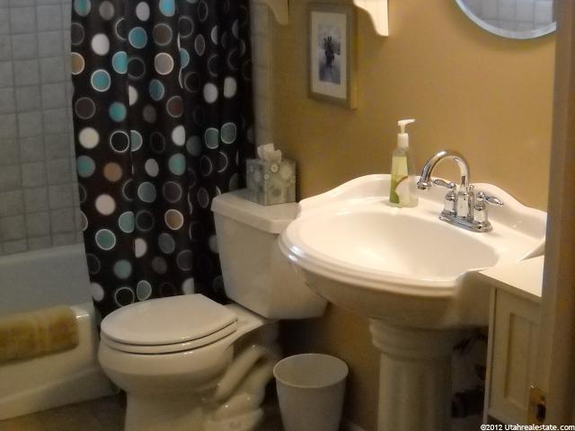 9955 S 730 E, Sandy, UT 84094 — photo 12
