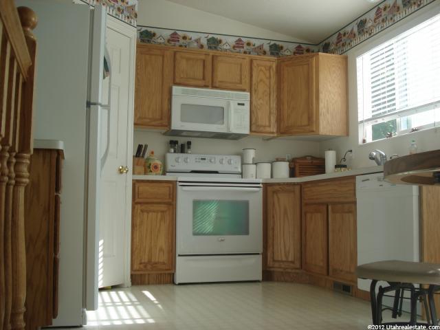 1757 N 810 W, Clinton, UT 84015 — photo 3