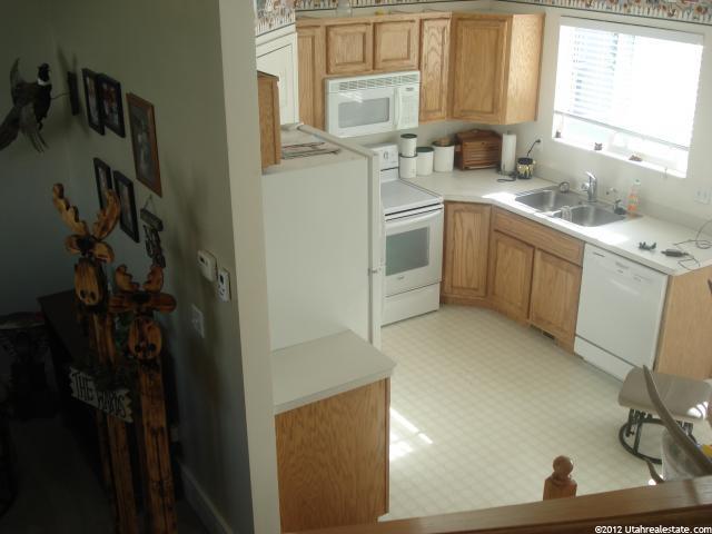 1757 N 810 W, Clinton, UT 84015 — photo 6