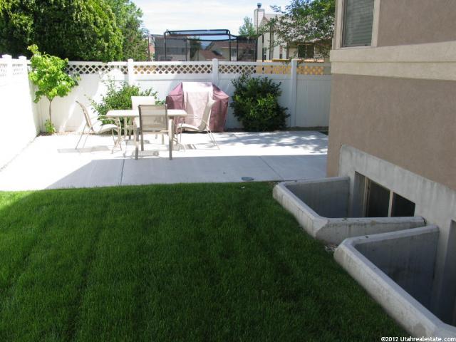 749 E Leafwood Ln, Sandy, UT 84094 — photo 11
