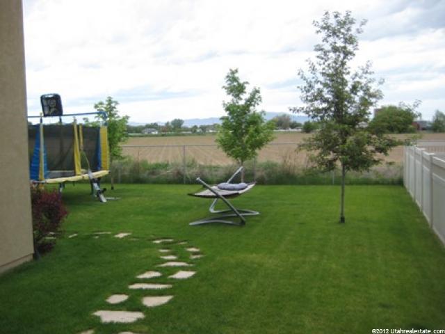 794 S 700 W, Layton, UT 84041 — photo 9