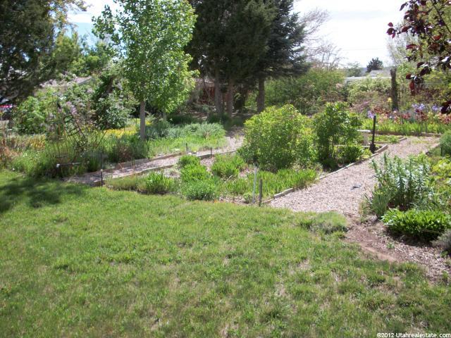 44 S 100 W, Vernal, UT 84078 — photo 11