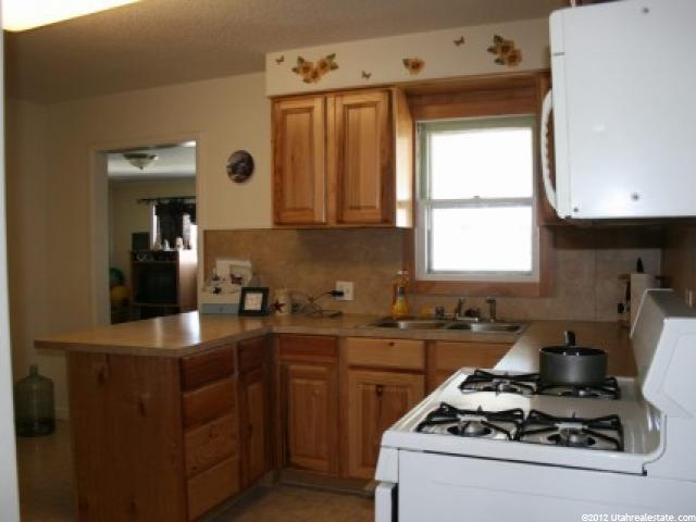 715 Cowley, Layton, UT 84041 — photo 4