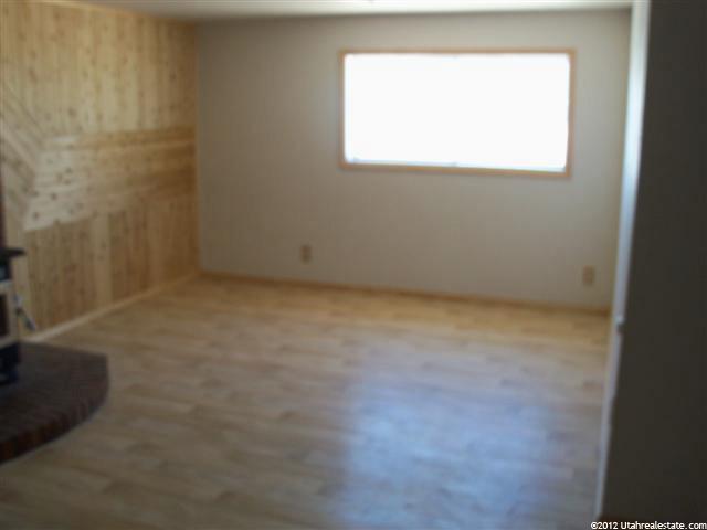 519 E 650 N, Roosevelt, UT 84066 — photo 4