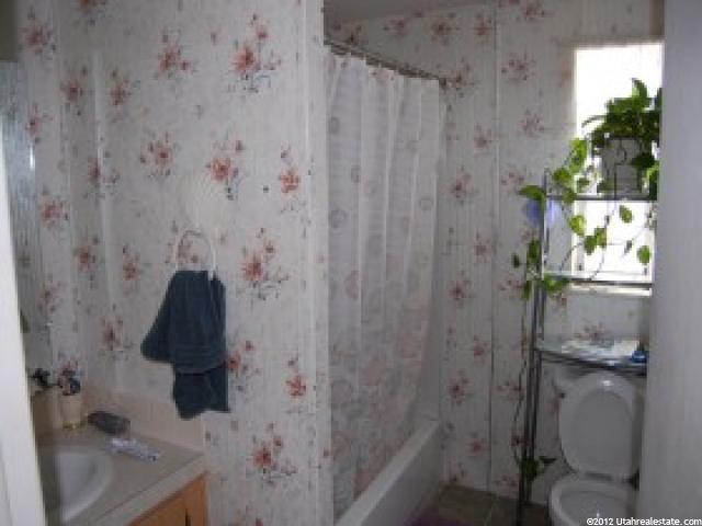 242 N 300 W, Vernal, UT 84078 — photo 8