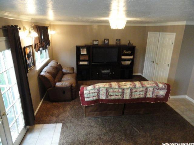 1435 N 200 W, Layton, UT 84041 — photo 5