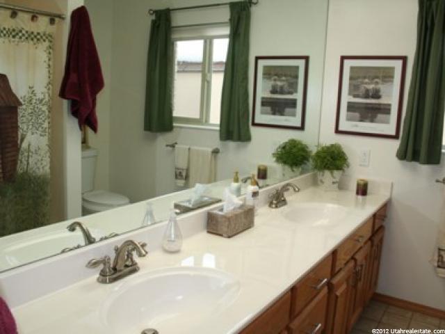 1000 N 1616 E, Layton, UT 84040 — photo 5
