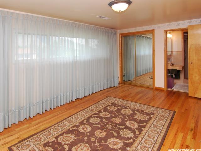 1065 S Peach Dr E, Ogden, UT 84404 — photo 7
