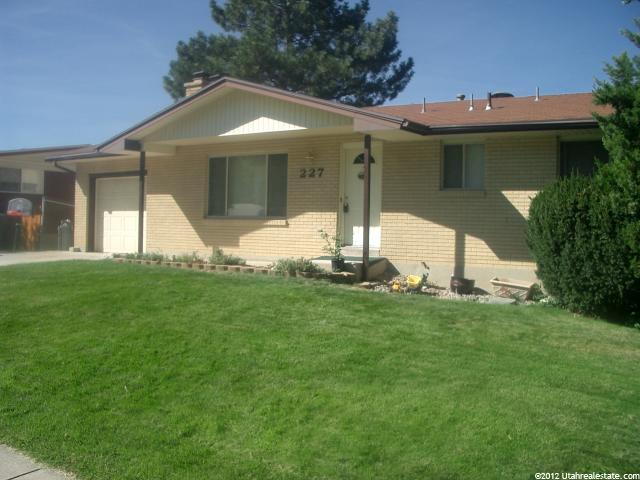 227 N 1050 E, Bountiful, UT 84010 — photo 2