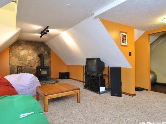 2057 S Polk Ave E, Ogden, UT 84401 — photo 3