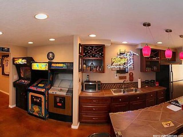 10276 S Sandy Willows Cv E, Sandy, UT 84070 — photo 9