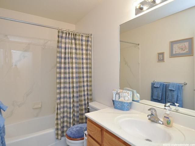 171 W 1475 N, Layton, UT 84041 — photo 10