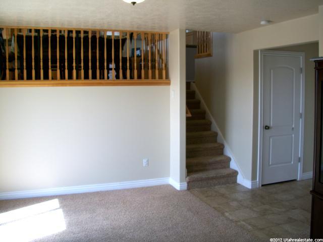 885 W 25 N, Clearfield, UT 84015 — photo 8