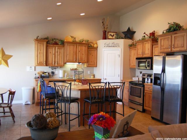 589 W 25 N, Clearfield, UT 84015 — photo 3