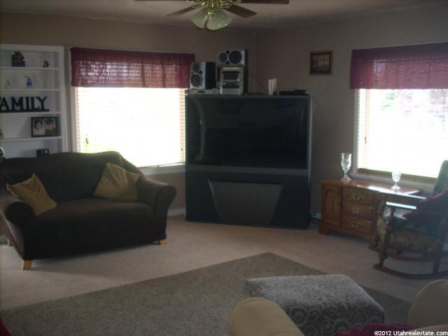 111 S Center St, Fielding, UT 84311 — photo 3