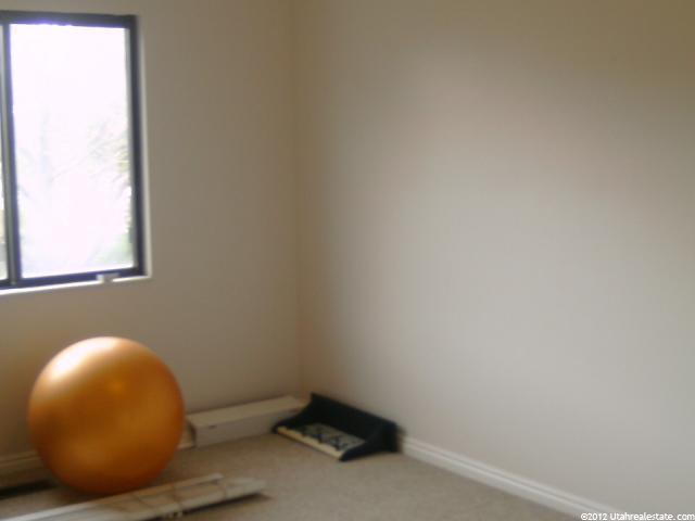 2823 N 1600 E, Layton, UT 84040 — photo 9