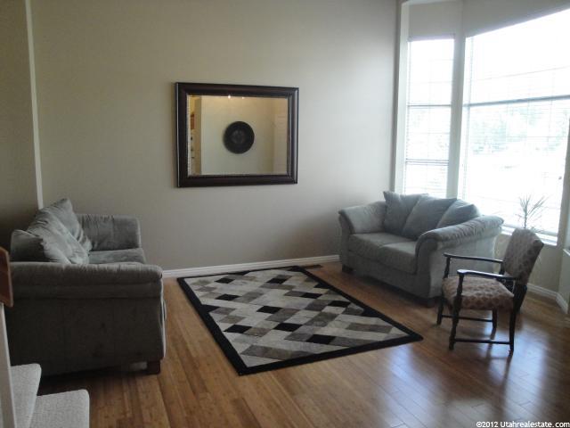 532 S 875 E, Layton, UT 84041 — photo 4