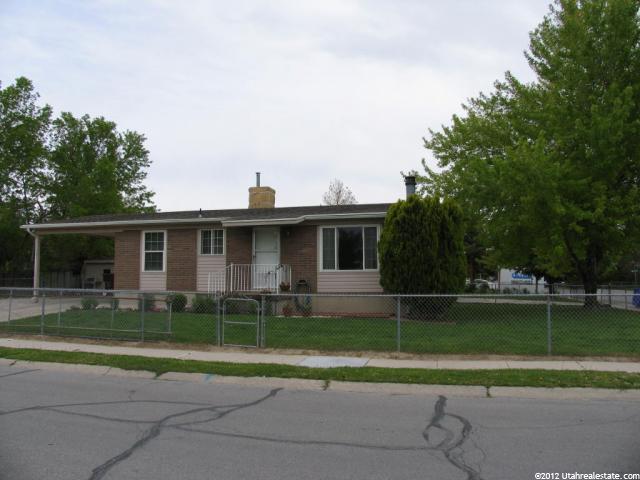 581 W Ivy Dr, Midvale, UT 84047 — photo 11