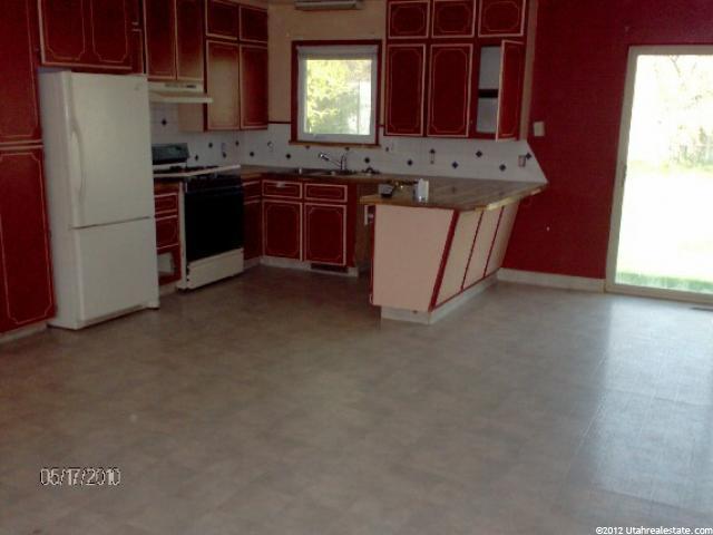 616 S 2150 W, Vernal, UT 84078 — photo 3