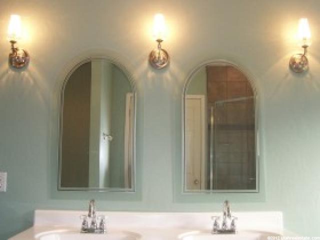 1011 W 4400 S, Riverdale, UT 84405 — photo 7