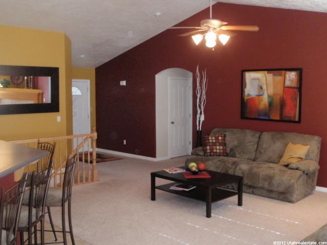 1509 N 300 E, Layton, UT 84041 — photo 3