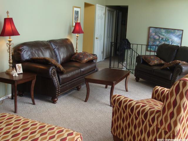 2848 E Willowbend Dr, Sandy, UT 84093 — photo 2