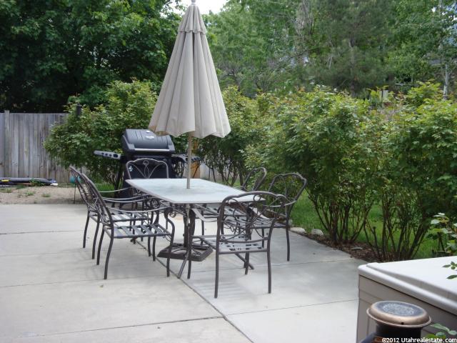 2848 E Willowbend Dr, Sandy, UT 84093 — photo 12