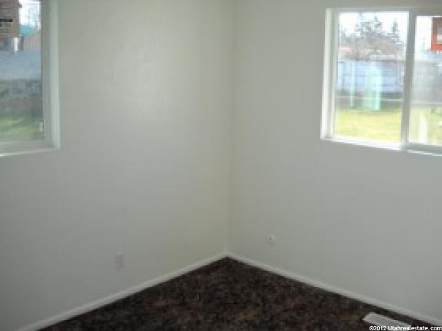 351 N Ann W, Clearfield, UT 84015 — photo 6