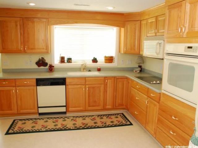2818 E Falcon Way, Sandy, UT 84093 — photo 4