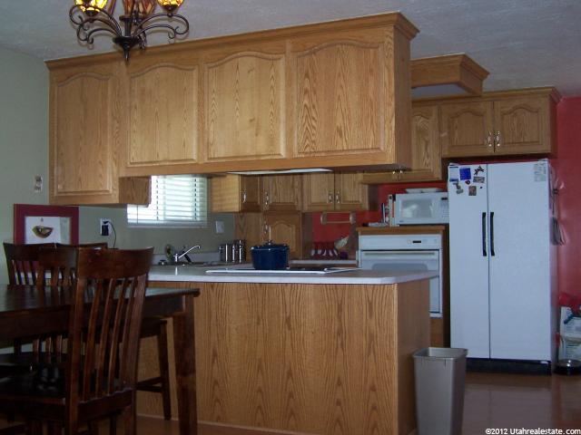1114 E Bronze Ln, Sandy, UT 84094 — photo 8