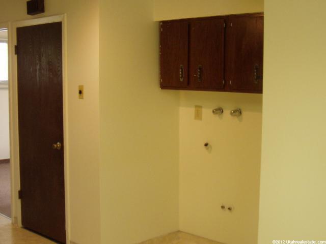 5650 S 2570 W, Roy, UT 84067 — photo 7