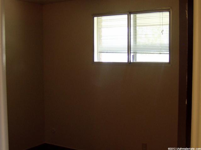 5650 S 2570 W, Roy, UT 84067 — photo 9