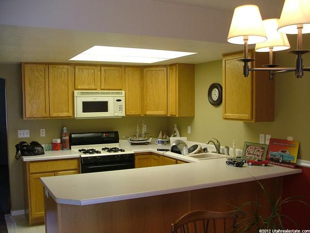38 W Kensington Pl N, Logan, UT 84341 — photo 2