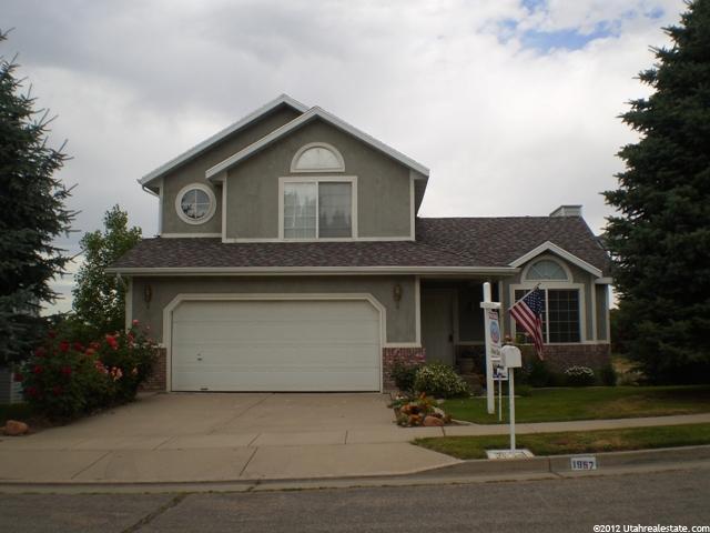 1957 E Sunset Dr, Layton, UT 84040 — photo 2