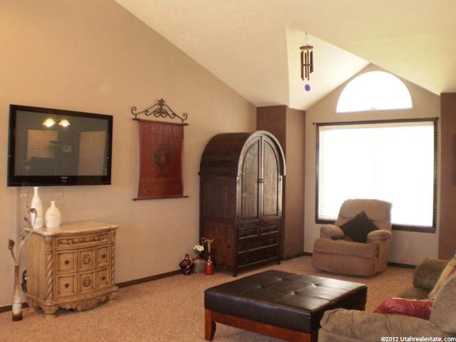 1957 E Sunset Dr, Layton, UT 84040 — photo 4