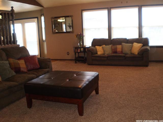 1957 E Sunset Dr, Layton, UT 84040 — photo 6