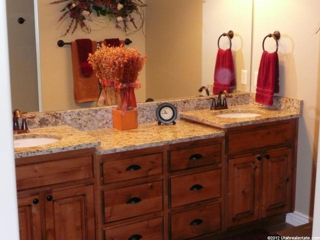 234 N 3425 W, Layton, UT 84041 — photo 11