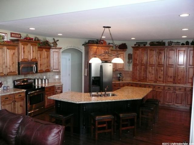234 N 3425 W, Layton, UT 84041 — photo 7