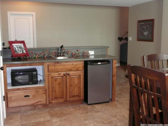 234 N 3425 W, Layton, UT 84041 — photo 8