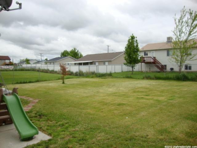 3881 W 4750 S, Roy, UT 84067 — photo 12