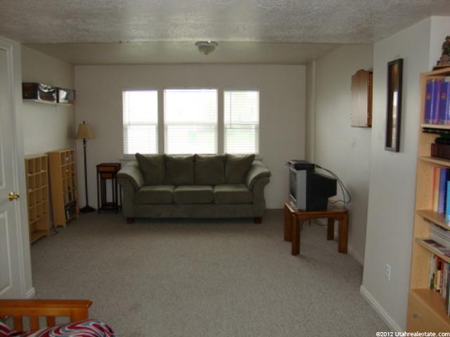 3881 W 4750 S, Roy, UT 84067 — photo 9