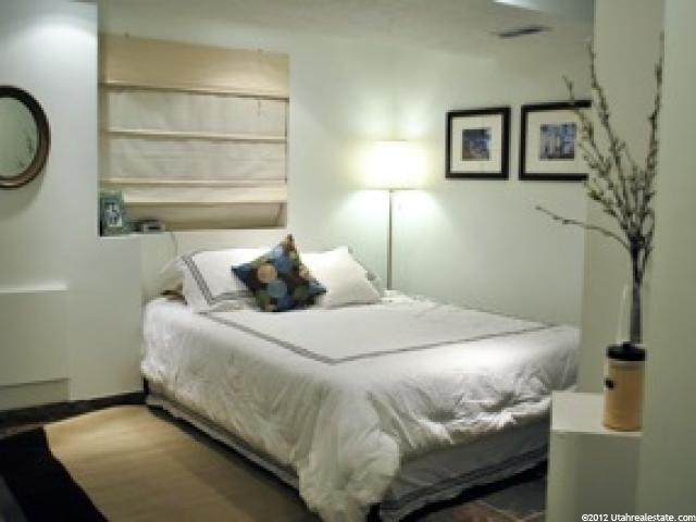 464 W 1950 N, Centerville, UT 84014 — photo 11