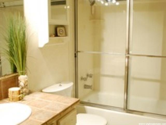 464 W 1950 N, Centerville, UT 84014 — photo 9