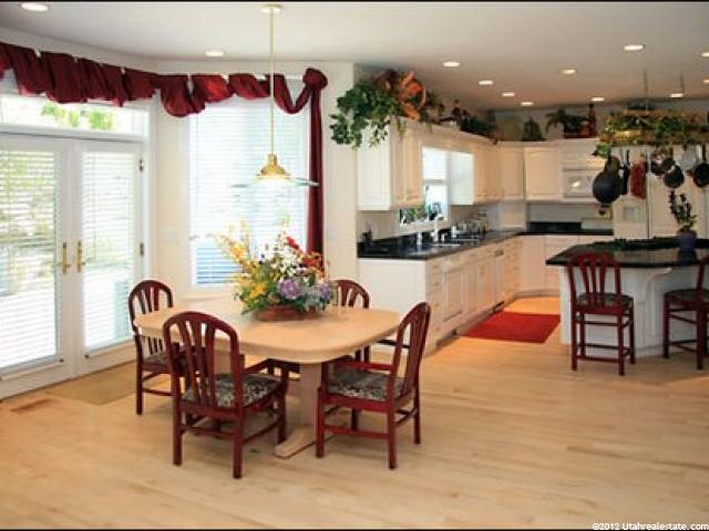 1445 S Ridge Point Dr E, Bountiful, UT 84010 — photo 6