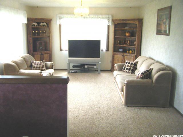 209 S 100 E, Newton, UT 84327 — photo 6