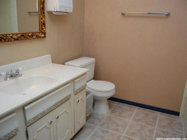 4479 S Gordon Ln, Murray, UT 84107 — photo 8