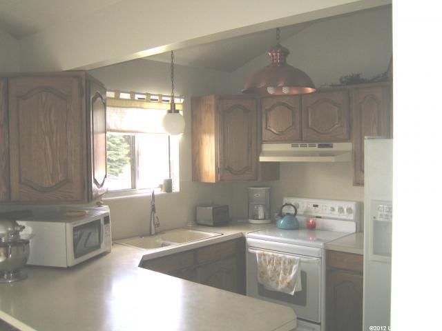 1702 N 1350 W, Clinton, UT 84015 — photo 3